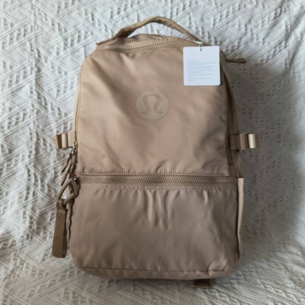 Lululemon New Crew Retro Utility Travel Backpack 22L Trending Artifact Raw Linen